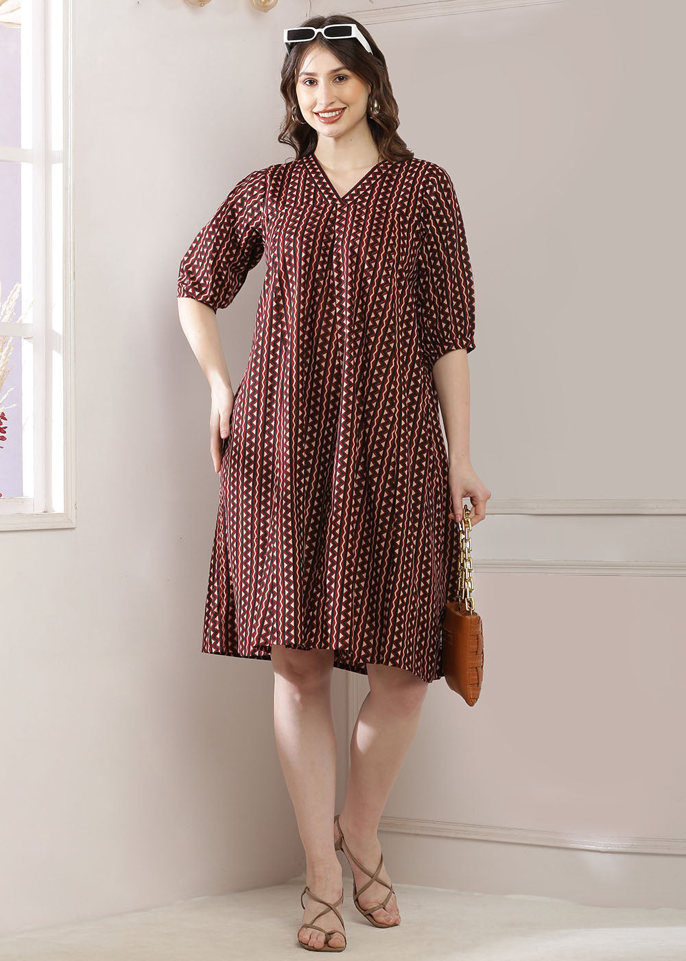 Dress In Kali Style With Maroon And Black Colors