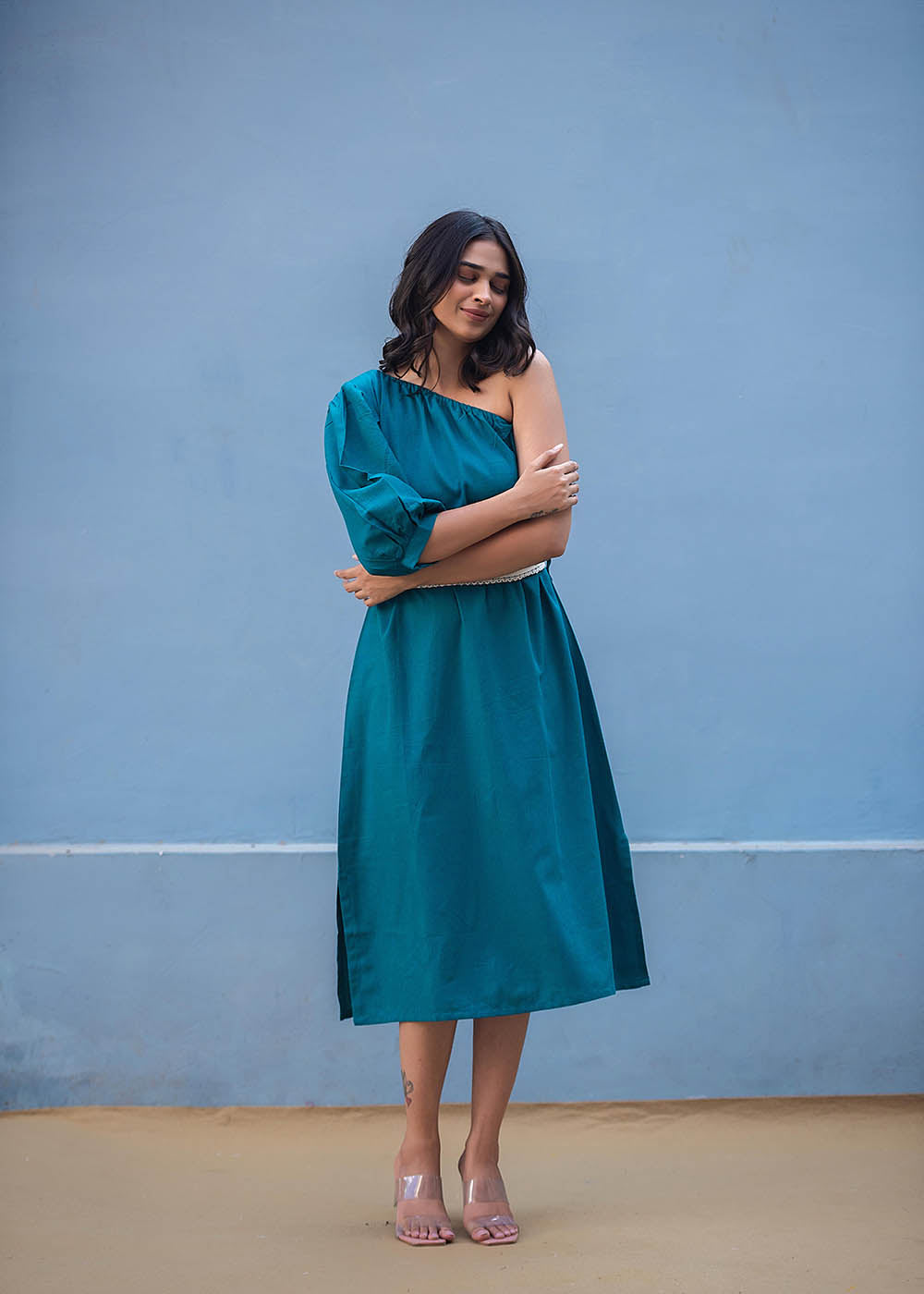 Off Shoulder Dress With Intricate Lacework Belt