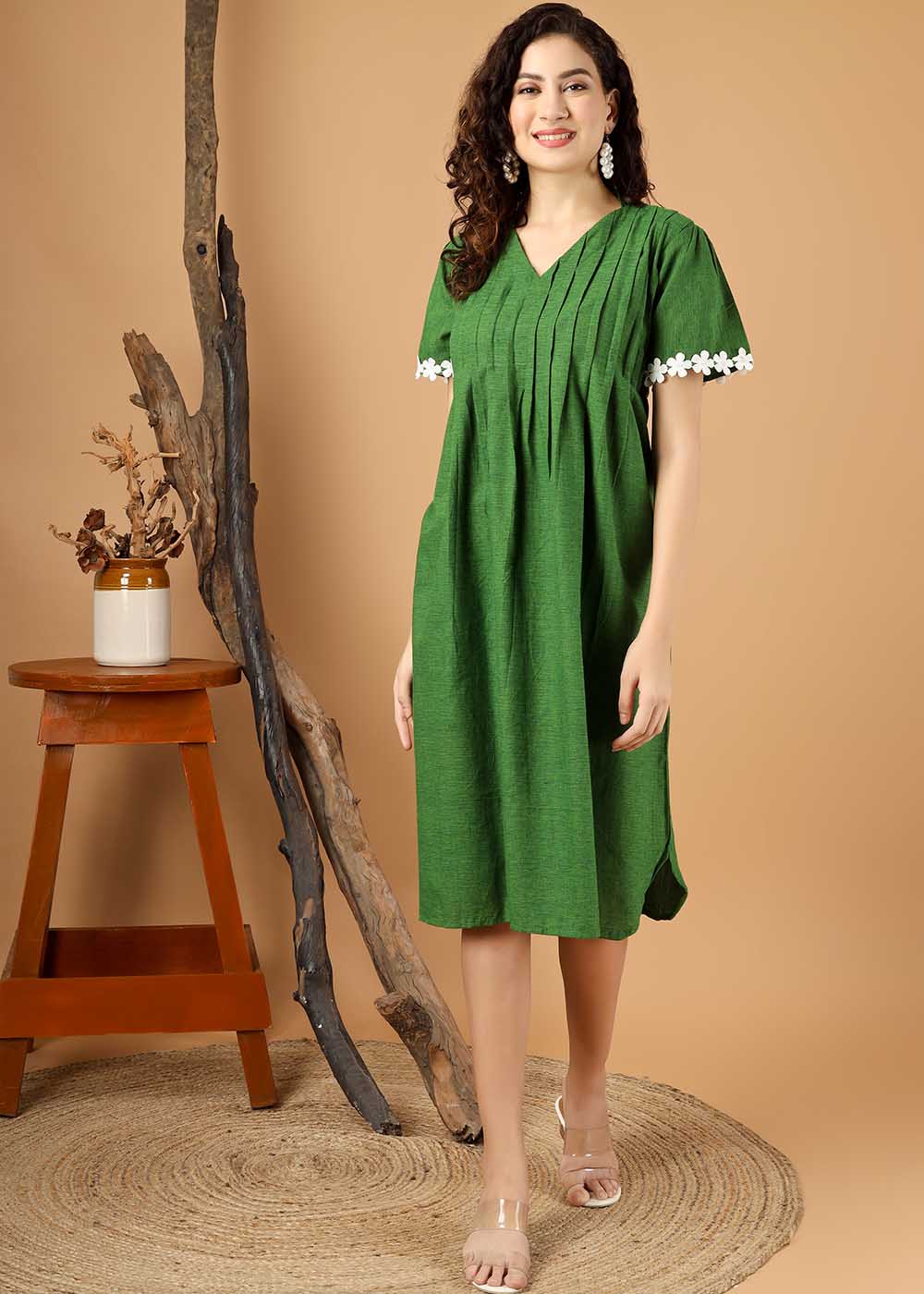 Gorgeous Green Dress Knife Pleats On Yoke