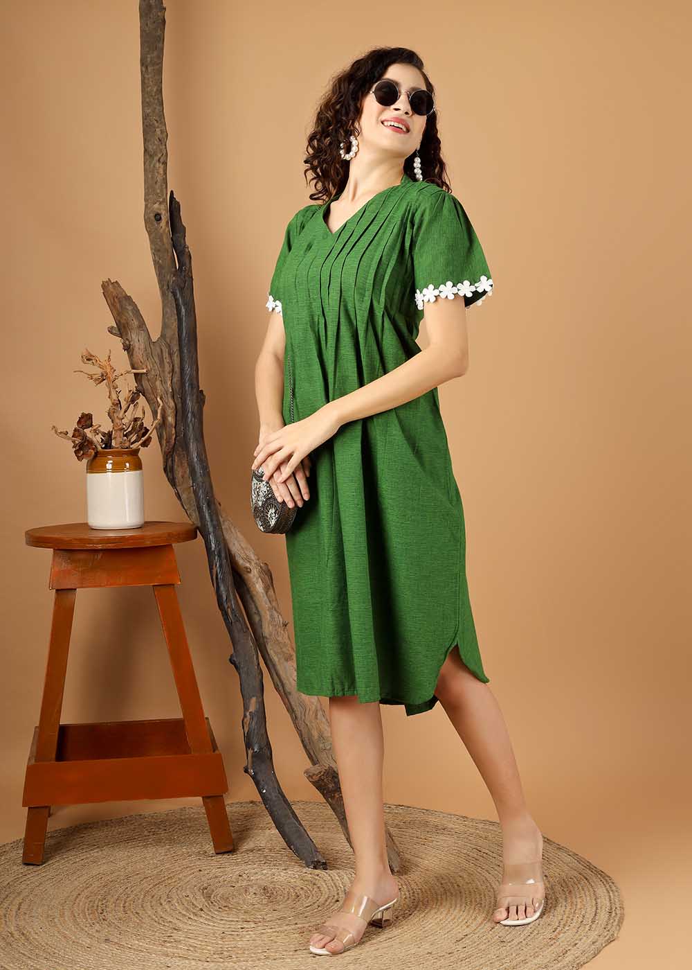 Gorgeous Green Dress Knife Pleats On Yoke